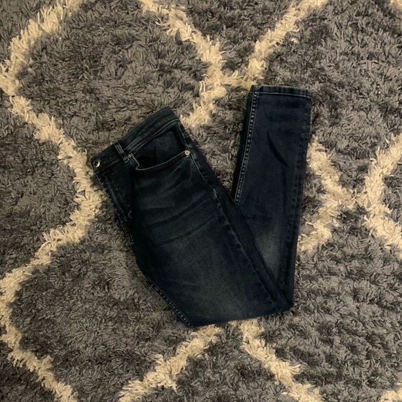 Zara Stretchy Jeans - Picture 2 of 3
